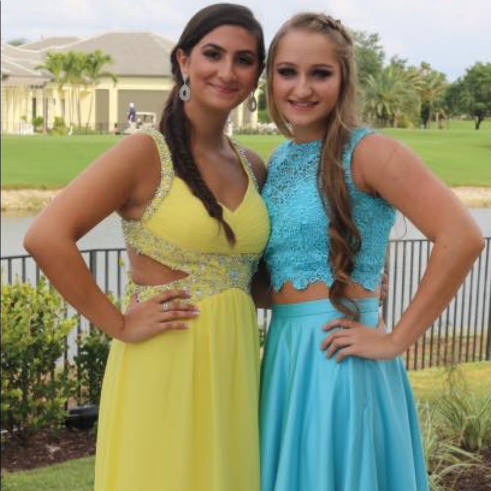 PROM DRESS AND EARRINGS